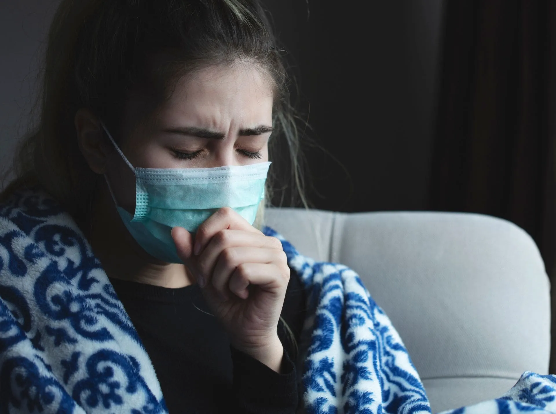 cách tống đờm ra khỏi cổ họng cho người bị copd